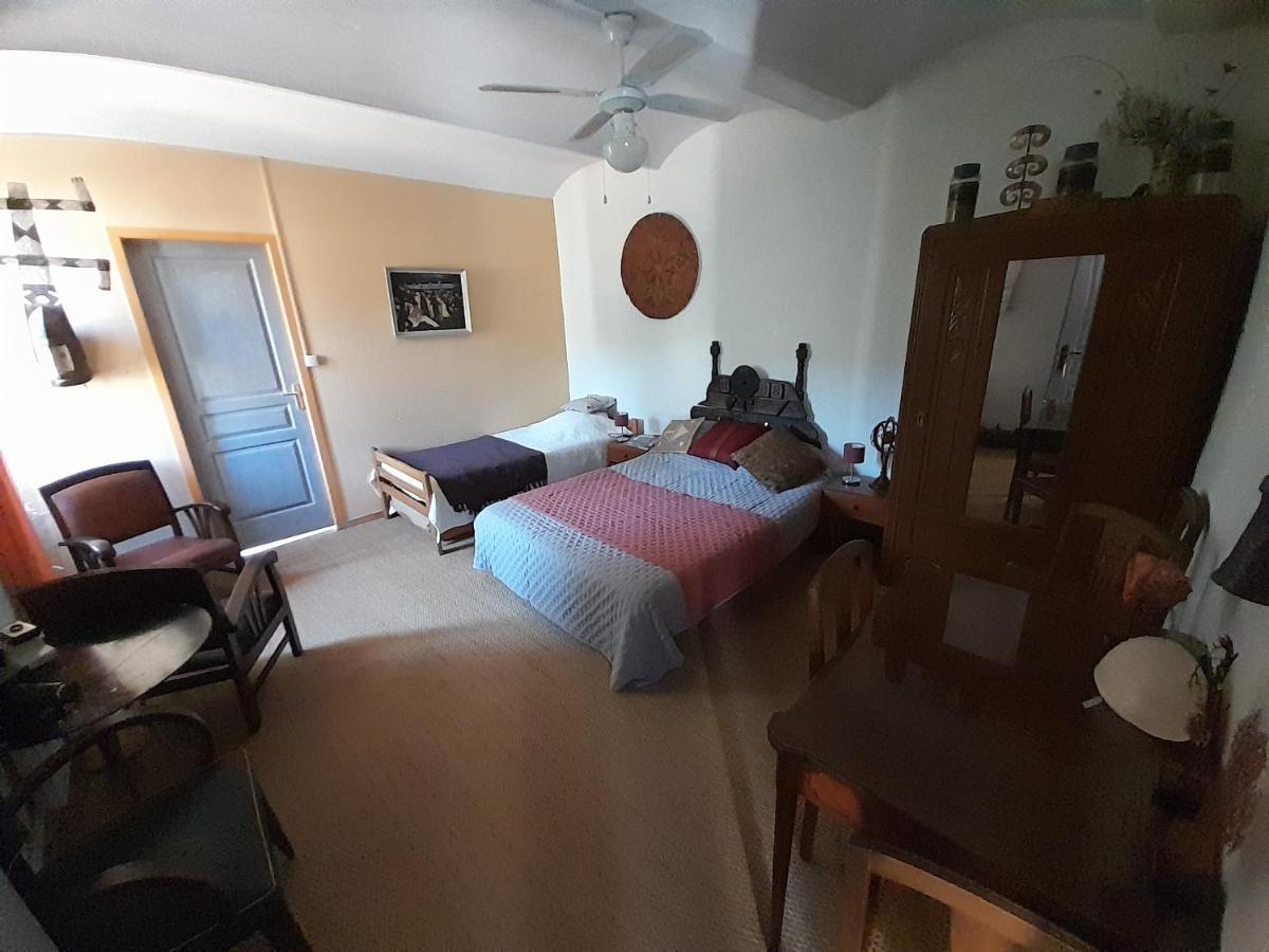 Bed and Breakfast Le Prieure Saint-Florent-sur-Auzonnet Экстерьер фото